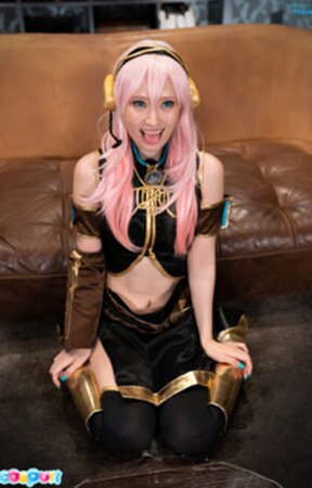 Mizuki in costume fucked on couch in gold boots