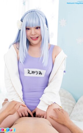 Natsumi Hayakawa has her shaved pussy fucked