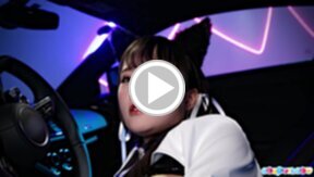 Racegirl Ria Kurumi in stockings and high heels lowers panties